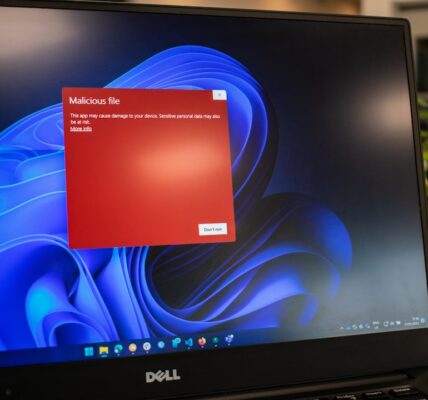 Bezpieczeństwo cyberprzestrzeni: Wyzwania i strategie ochrony 1 Photo cyber security